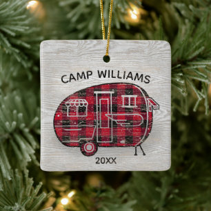 Ornamento De Cerâmica Camper Rustic Red Buffalo Plaid Family Name Xmas
