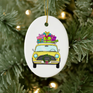 Ornamento De Cerâmica Carro Amarelo com presentes de Natal