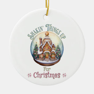 Ornamento De Cerâmica Casa de Pão-Gingerido em Férias de Natal no Globo