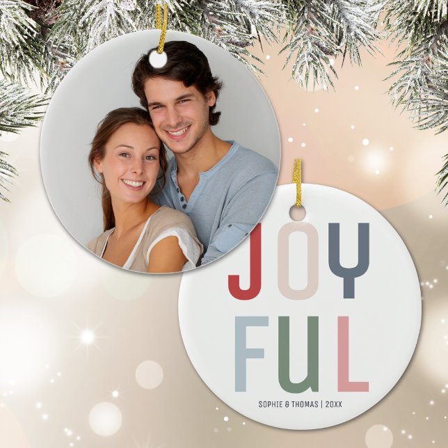 Ornamento De Cerâmica Casal feliz Natal (Joyful Couple Photo Christmas Ceramic Ornament)