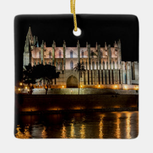 Ornamento De Cerâmica Catedral de Palma de Mallorca à noite - Espanha