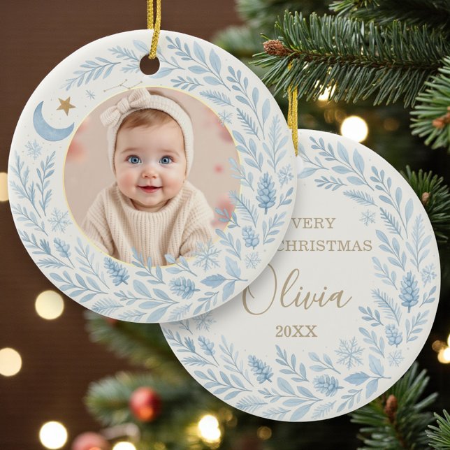 Ornamento De Cerâmica Celestial Baby First  Cute Blue Christmas Photo (Criador carregado)