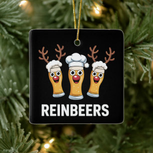 Ornamento De Cerâmica Cerveja Engraçada de Rena Reinbeers Natal Bebendo