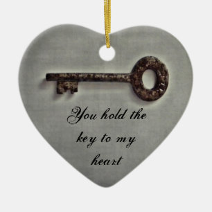 Ornamento De Cerâmica Chave antiga em cinzas