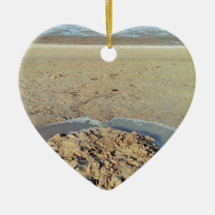 Ornamento De Cerâmica Círculo de Água em Areia na Praia, Horário de Verã