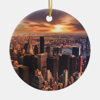 Ornamento De Cerâmica  City skyline image on ceramic ornament