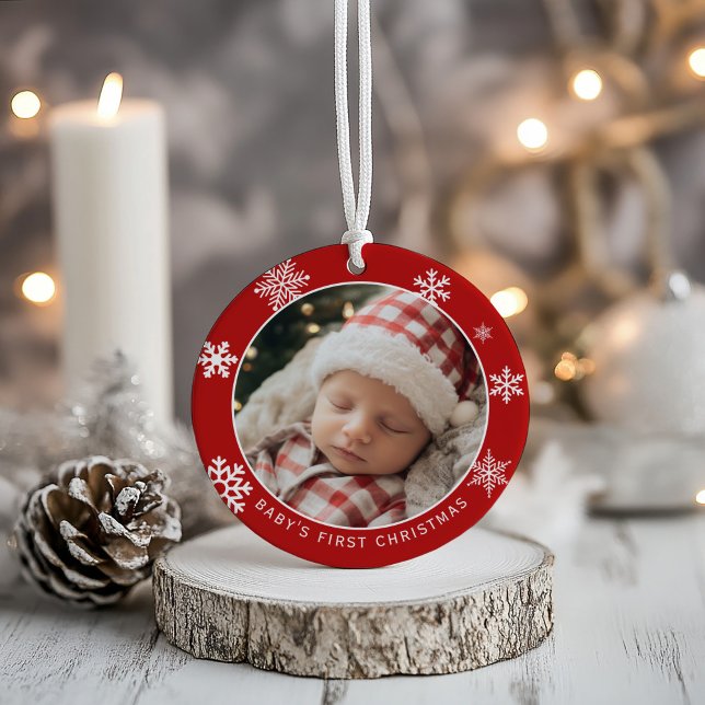 Ornamento De Cerâmica Classic Baby’s First Christmas Photo Ornament (Criador carregado)