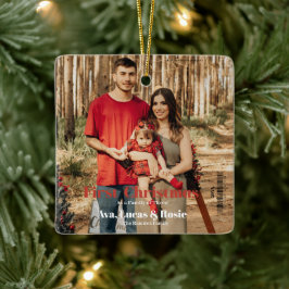 Ornamento De Cerâmica Cobrir da revista Primeiro Natal como uma família