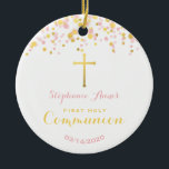 Ornamento De Cerâmica Confetes cor-de-rosa e Dourados do comunhão<br><div class="desc">Confetes cor-de-rosa e Dourados do comunhão Este design festivo e moderno é perfeito para o primeiro comunhão santamente da sua criança. O fundo consiste em um fundo branco acentuado com confetes redondos do rosa e do ouro e uma cruz ornamentado do ouro. Esta coleção é simplesmente bonita. Verifique para fora...</div>
