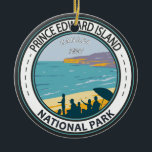 Ornamento De Cerâmica Crachá Nacional do Parque Nacional do Príncipe Edw<br><div class="desc">Design de arte vetorial do Parque Nacional do Príncipe Edward Island. O Parque está situado ao longo da costa norte da ilha,  na frente do Golfo de Ruas.</div>