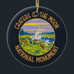 Ornamento De Cerâmica Crateras do Monumento Nacional da Lua, Lago Taupo<br><div class="desc">Crateras do vetor da Lua,  trabalho de arte,  design angustiado. As características da zona protegida são vulcânicas e representam uma das zonas de basalto de inundação mais bem preservadas nos Estados Unidos continentais.</div>