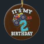 Ornamento De Cerâmica Crianças de 2 anos Menina é meu segundo aniversári<br><div class="desc">Crianças de 2 anos Menina é o meu segundo aniversário Monstro de Presente. Presente perfeito para seu pai, mãe, pai, homens, mulheres, amigos e familiares no Dia de Ação de Graças, Dia de Natal, Dia de as mães, Dia de os pais, 4 de julho de 1776 Dia Independente, Dia dos...</div>