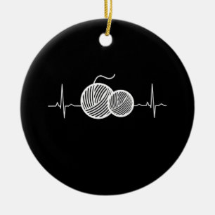Ornamento De Cerâmica Crocheting - Crochet Thread Hearbeat