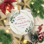 Ornamento De Cerâmica Cultivar Nosso Primeiro Natal como Mamãe e Pai<br><div class="desc">Red Floral Nosso Primeiro Natal como Mamãe e Pai Cerâmica</div>