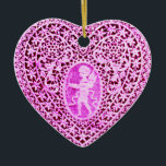 Ornamento De Cerâmica CUPID LACE HEART,roxo rosa<br><div class="desc">Coração legal e elegante com cupido. Elaboração gráfica digital e design em estilo vintage de Búlgaro Lumini (c) .Fácil de personalizar com seu próprio texto como um cartão de anúncio / cartões de lugar / cartões de salvamento / cartões de agradecimento / cartões /, chás de panela, aniversários, festas, chás...</div>