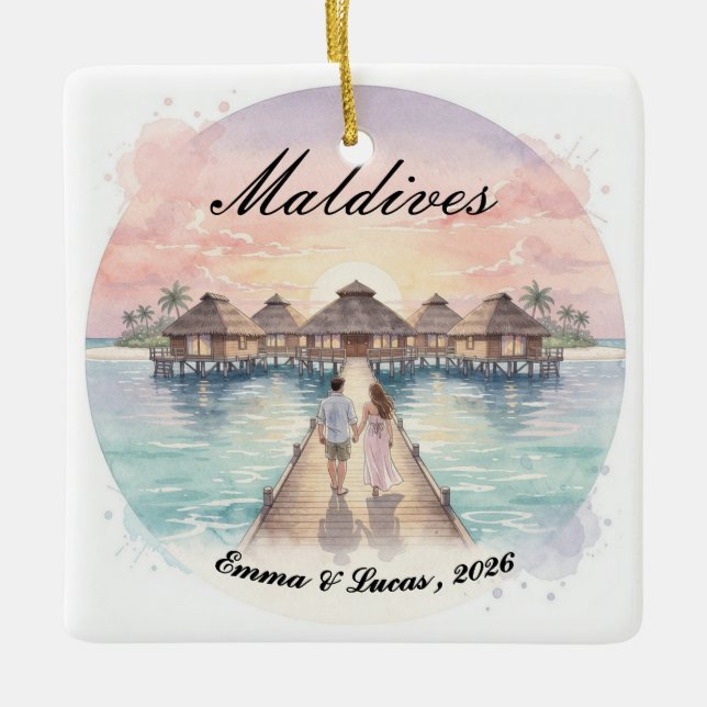 Ornamento De Cerâmica Custom Couple Maldives Honeymoon Keepsake (Frente)