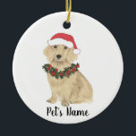 Ornamento De Cerâmica Dachshund Personalizado (Longo Curso, Creme)<br><div class="desc">Faça a lista legal este ano com um ornamento personalizado do seu elfo de creme de inglês favorito! Para os presentes mais doces,  emparelhe-o com um impressão de arte correspondente ou outro item da minha coleção!</div>