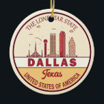 Ornamento De Cerâmica Dallas Texas City Skyline Emblem<br><div class="desc">Design de arte colorida e minimalista de Dallas,  com monumentos e marcos da cidade no Texas.</div>