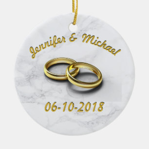 Ornamento De Cerâmica Data do Casamento Noiva e Noivo Personalize Anéis