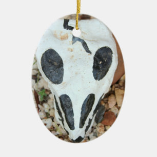 Ornamento De Cerâmica Dia de Muertos pintou o crânio
