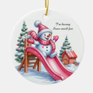 Ornamento De Cerâmica Diversão Deliciosa do Boneco de Neve Cor-de-Rosa