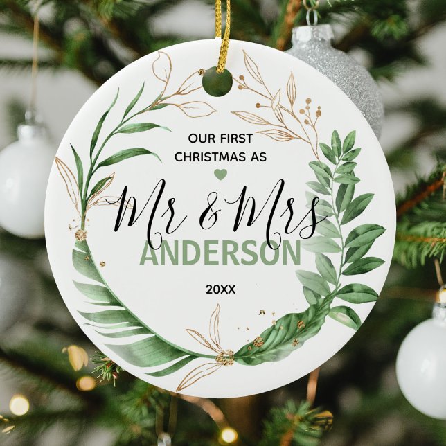 Ornamento De Cerâmica Dourado Botânico Nosso Primeiro Natal, Sr. e Sra.  (Criador carregado)