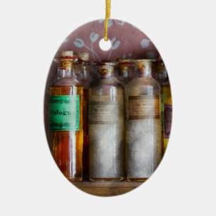 Ornamento De Cerâmica Doutor - Perfume - Sabonete e Colônia