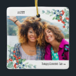 Ornamento De Cerâmica Duas Fotografias Felicidade é Você como Amiga Holl<br><div class="desc">O ornamento de amizade com suas fotos personalizadas, Holly, bagas de inverno e textos editáveis. O design é de dois lados e o modelo está pronto para que você adicione fotos de tamanho de cheio à parte frontal e traseira. O ano e a formulação são perfeitamente editáveis - por exemplo,...</div>