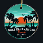 Ornamento De Cerâmica Duke Kahanamoku Beach Hawaii Retro Sunset Souvenir<br><div class="desc">Duke Kahanamoku Beach Hawaii Retro Palm Trees 60s Design. Design sunset com sua praia e mar havaianos favoritos,  adequado para amantes da praia havaiana especialmente aqueles que amam a praia Duke Kahanamoku.</div>