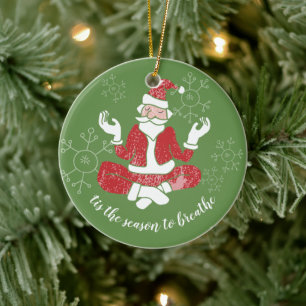 Ornamento De Cerâmica É a Temporada para Respirar Yoga Papai Noel