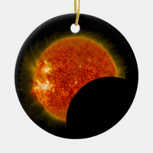 Ornamento De Cerâmica Eclipse Solar em Andamento