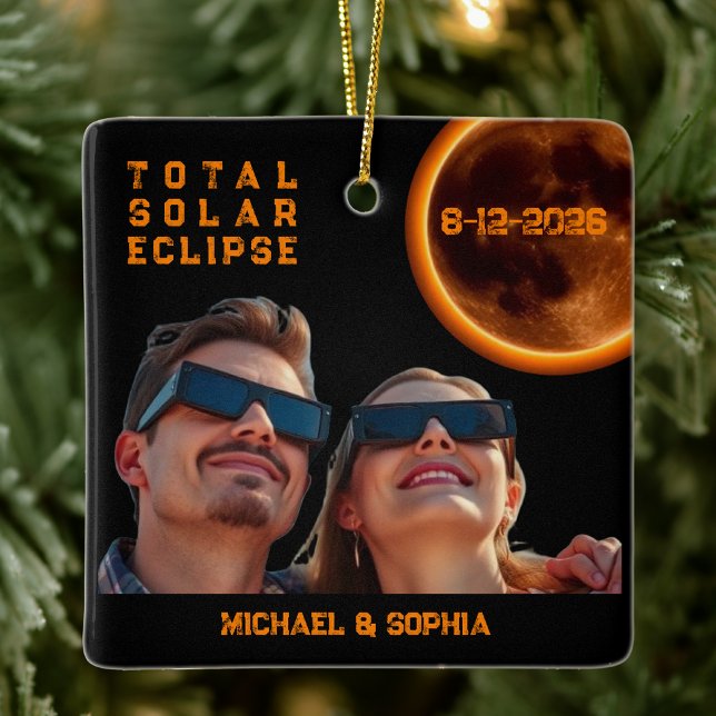 Ornamento De Cerâmica Eclipse Total do Sol 2026 Lembrança (Total Solar Eclipse 2026 Souvenir Ceramic Ornament )