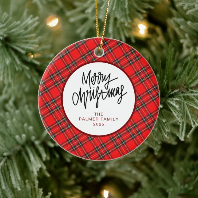 Ornamento De Cerâmica Elegant Modern Red Plaid Christmas Family Photo (Árvore)