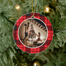 Ornamento De Cerâmica Elegant Modern Red Plaid Christmas Family Photo