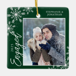 Ornamento De Cerâmica Elegante Flocos de Neve Envolvidos no Natal Verde
