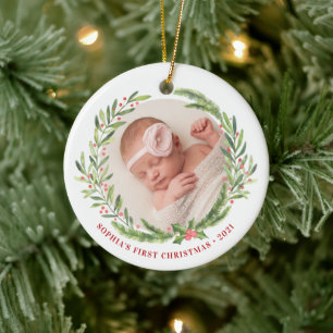 Ornamento De Cerâmica Elegante Wreath First Christmas Photo White