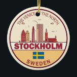 Ornamento De Cerâmica Emblem Skyline Cidade de Estocolmo Suecia<br><div class="desc">Design de arte minimalista de Estocolmo,  colorida,  com monumentos e marcos da cidade em Suecias.</div>
