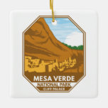 Ornamento De Cerâmica Emblema Retroativo do Palácio de Cliff do Parque N<br><div class="desc">Trabalho de arte de vetor Verde. O parque é conhecido por suas bem preservadas moradias do penhasco de Ancestral Puebloan,  notadamente o grande Palácio Cliff.</div>