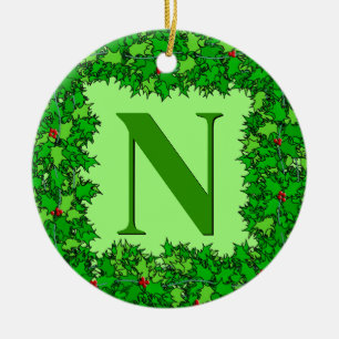 Ornamento De Cerâmica Emerald Green Holly Wreath Personalizado