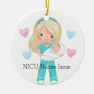 Ornamento De Cerâmica Enfermeira NICU Personalizada segurando o Natal do