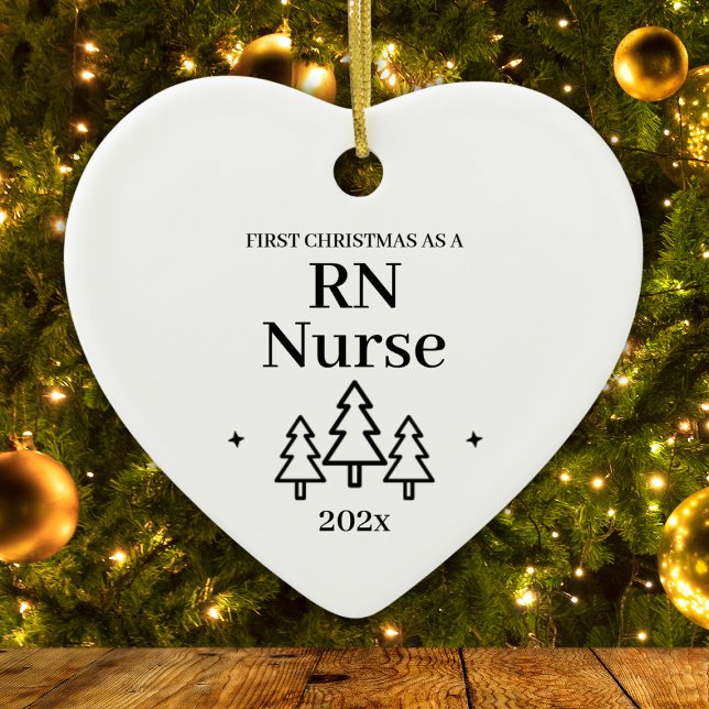 Ornamento De Cerâmica Enfermeira Primeira Enfermeira de Natal (RN Nurse First Christmas Nursing Ceramic Ornament
)