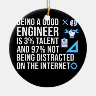Ornamento De Cerâmica Engenheiro sendo um bom Engenheiro de software de