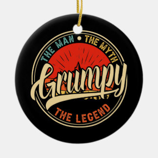 Ornamento De Cerâmica Engraçado O Homem O Mito O Dia de os pais Da Lenda