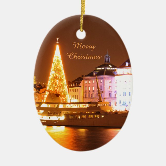 Ornamento De Cerâmica Éstocolmo, suecia no Natal na noite (Frente)