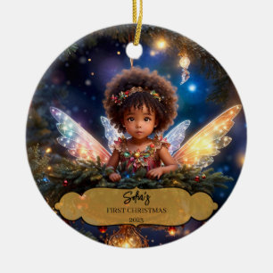 Ornamento De Cerâmica Fada Bebê Mágica com Asas em uma Árvore de Natal