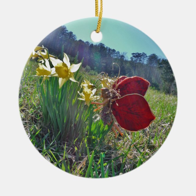 Ornamento De Cerâmica fadas de asa vermelha e narcisos (Frente)