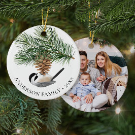 Ornamento De Cerâmica Family Photo Chickadee Pine Cone Christmas