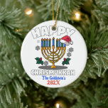 Ornamento De Cerâmica Feliz Chrismukkah Feliz Chrismukkah Engraçado e En<br><div class="desc">Procurando presentes de excelente para Chrismukkah,  Natal ou Hanukkah? Veja este item e nosso conjunto de cheios de itens personalizados exclusivos e divertidos para aquele especial que está em seu círculo.</div>