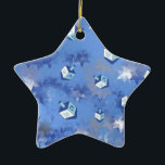 Ornamento De Cerâmica Feliz Hanukkah Falling Star e Dreidels<br><div class="desc">Você está vendo a coleção de Design Lee Hiller. Roupa,  Ofertas e Coleções Lee Hiller Fotografia ou Coleção de Arte Digital. Você pode ver sua fotografia da Nature em http://HikeOurPlanet.com/ e seguir seu blog de caminhada no Hot Primavera National Park.</div>