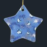Ornamento De Cerâmica Feliz Hanukkah Falling Star e Dreidels<br><div class="desc">Você está vendo a coleção de Design Lee Hiller. Roupa,  Ofertas e Coleções Lee Hiller Fotografia ou Coleção de Arte Digital. Você pode ver sua fotografia da Nature em http://HikeOurPlanet.com/ e seguir seu blog de caminhada no Hot Primavera National Park.</div>